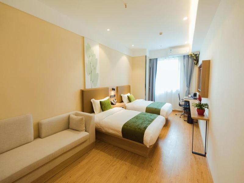 Greentree Inn Shanghai Huangxing Park Subway Station Express Hotel Bagian luar foto