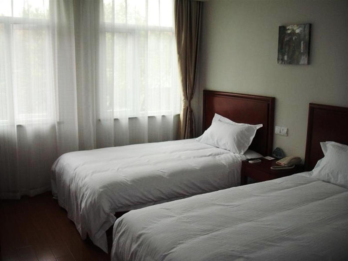 Greentree Inn Shanghai Huangxing Park Subway Station Express Hotel Bagian luar foto
