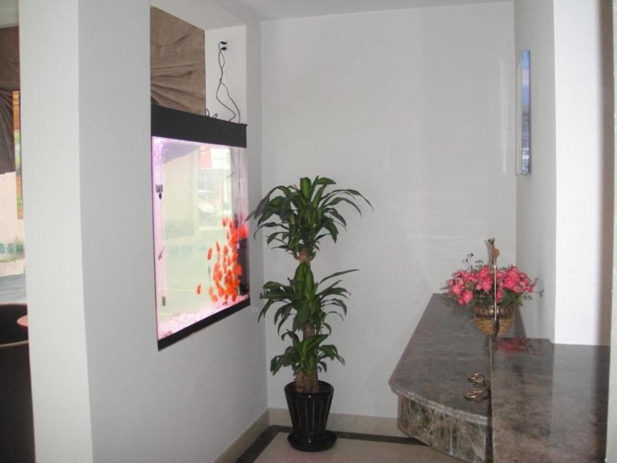 Greentree Inn Shanghai Huangxing Park Subway Station Express Hotel Bagian luar foto